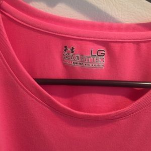 Women's L under armor semi fitted heat gear shirt